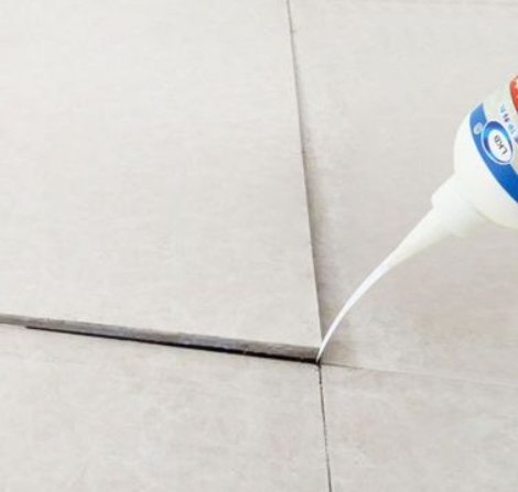 衢江瓷砖空鼓维修公司分享卫生间瓷砖脱落的原因可能有以下几点